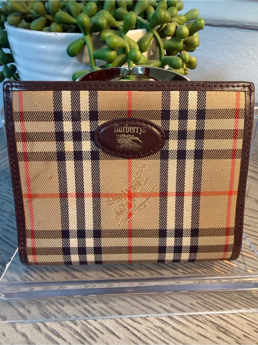 Burberrys of London Nova Vintage Check Wallet with Brown Leather Interior 1980’s